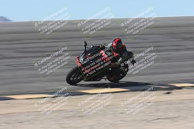 media/Oct-13-2025-Moto Forza (Mon) [[a66d839500]]/3-B Group/Session 2 (Bowl)/